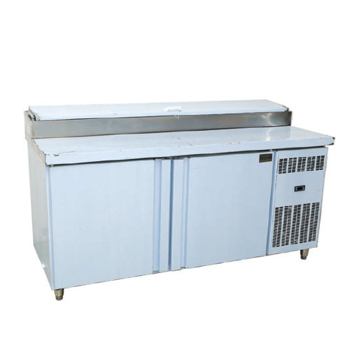 Pizza Preparation Counter